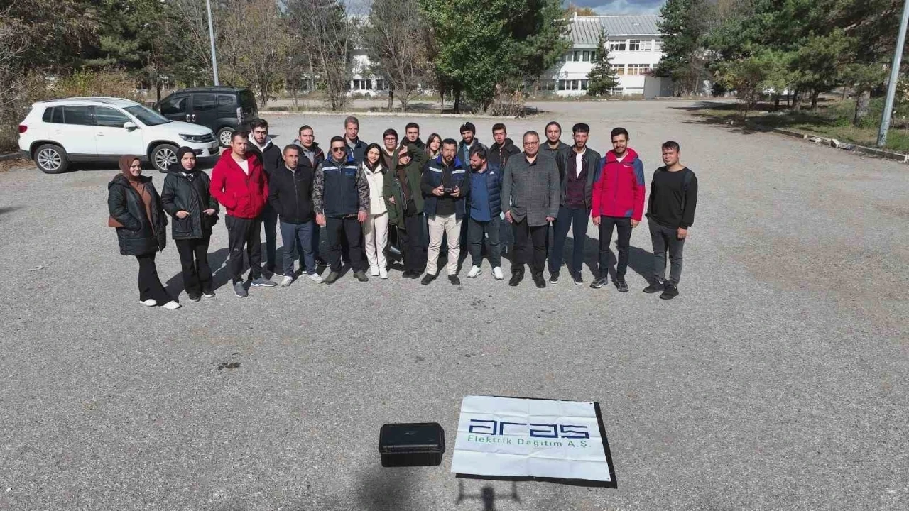 Aras Elektrik’ten üniversite öğrencilerine drone eğitimi
