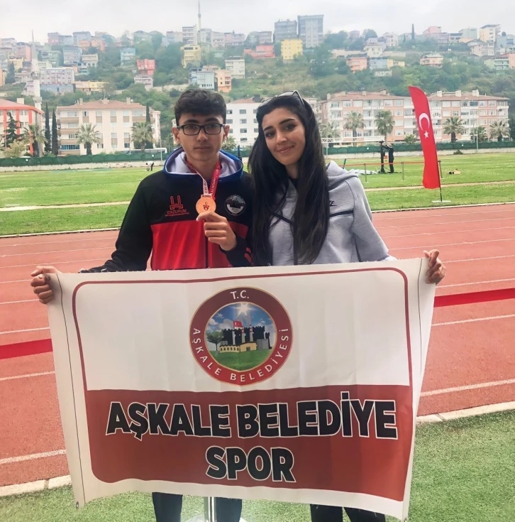 Atletizm ’de Aşkale durdurulamıyor
