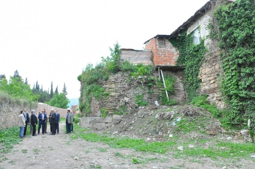 Bursa'da kayıp Apollon Tapınağı aranıyor