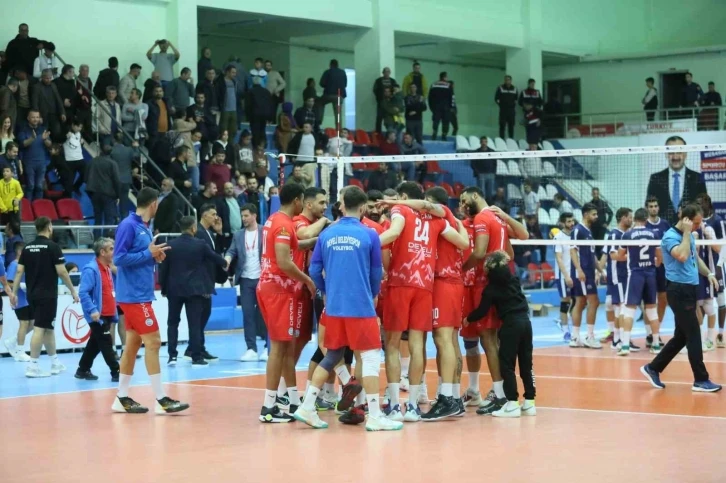 AXA Sigorta Efeler Ligi: Alanya Belediyespor: 3 - Develi Belediyespor: 1
