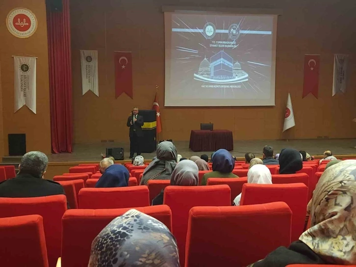 Aydın’da umreciler için ’Umre Hazırlık Kursu Eğitim Seminerleri’ düzenlendi
