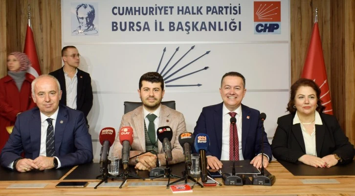 Aytuğ Onur CHP’de Milletvekili aday adaylığını açıkladı