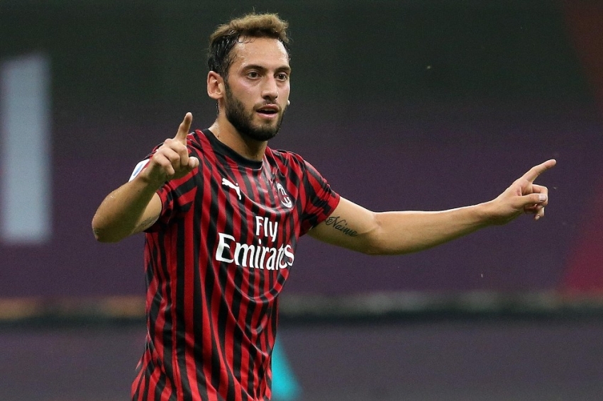 Milan’da Hakan Çalhanoğlu rüzgarı