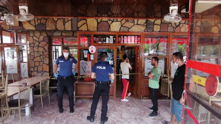 Restoran çalışanı mesai arkadaşları tarafından ölü bulundu