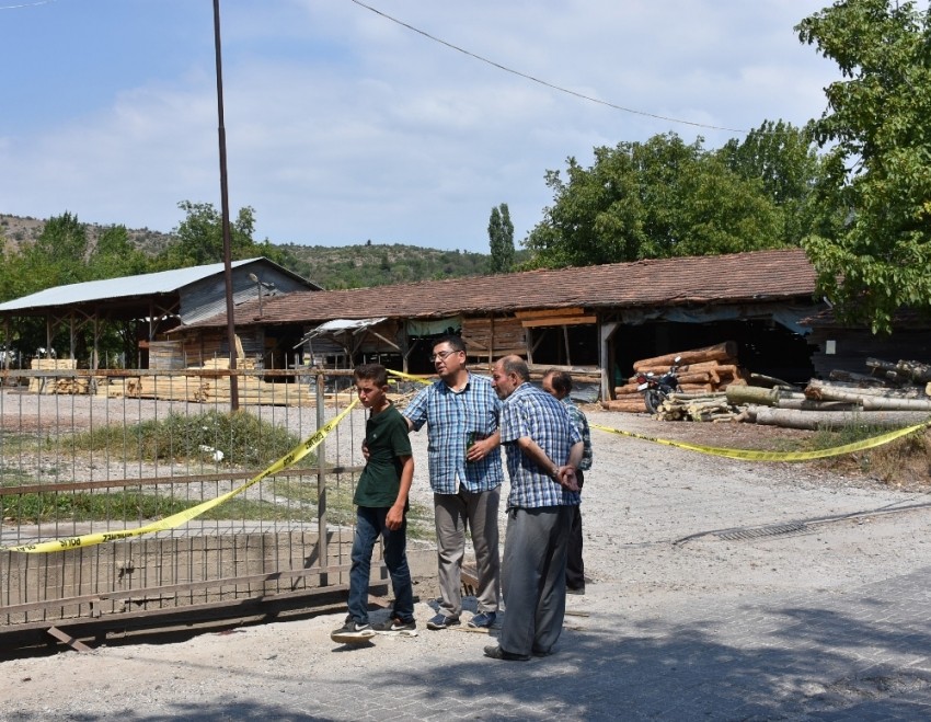 Ortaklar arasındaki kavga kanlı bitti