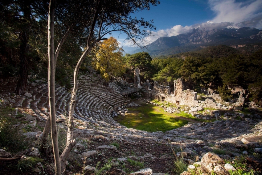 Phaselis ziyaretçilerini bekliyor