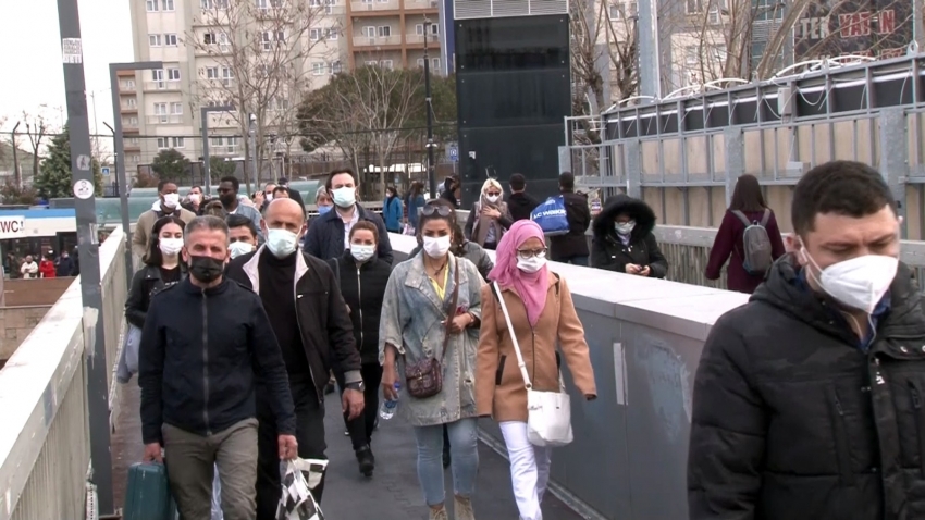 Toplu taşıma araçlarında yoğunluk