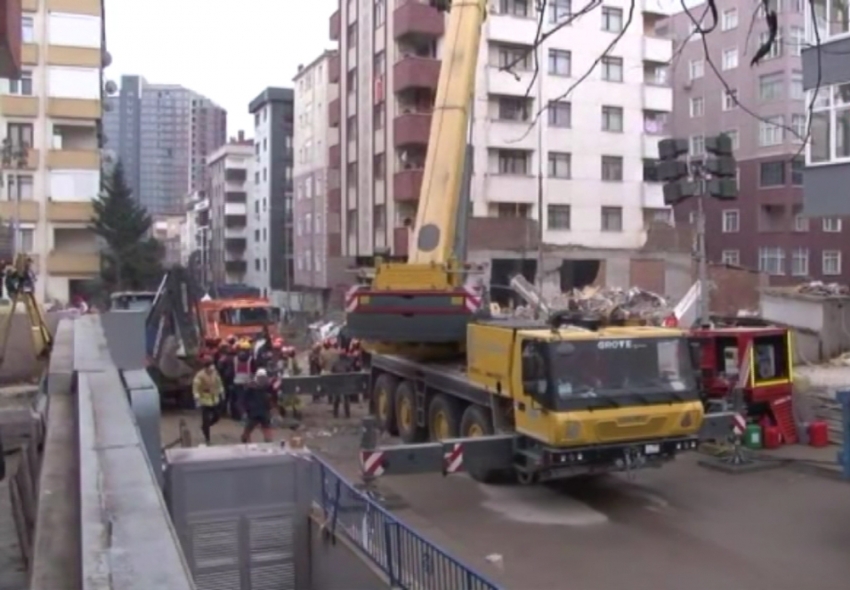 Kartal’da arama kurtarma çalışmaları 3. gününde