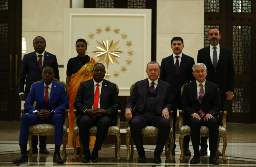 Cumhurbaşkanı Erdoğan Burundi Büyükelçisi Bikebako’yu kabul etti