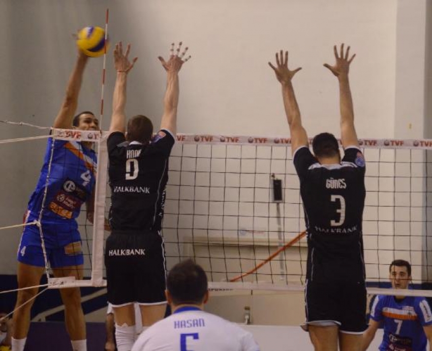 İnegöl Belediyespor -Halkbank :1-3