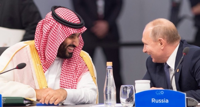 Putin ile Suudi Prens’ten samimi sohbet