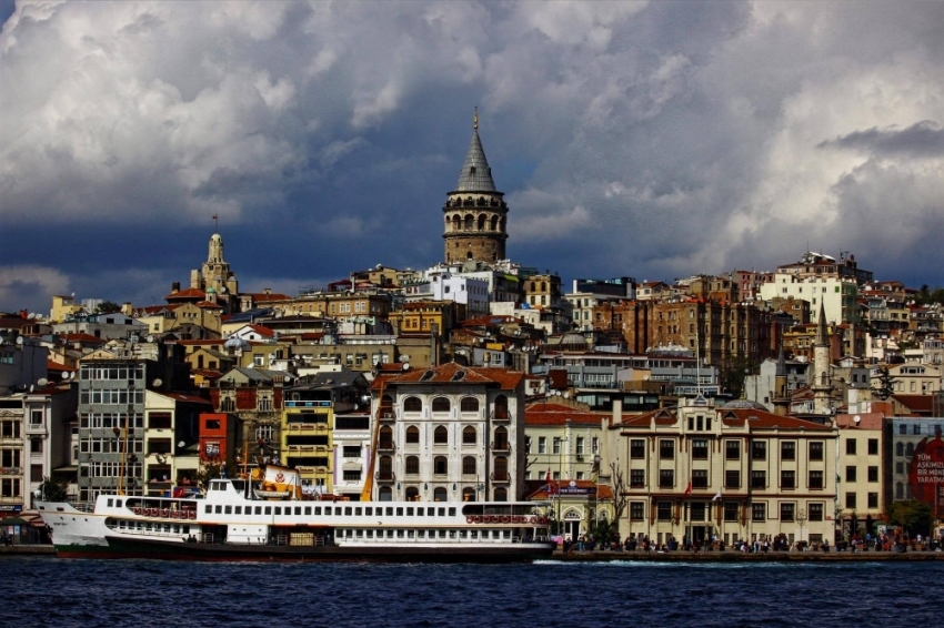 İtalyanlar Galata için Türkiye’de