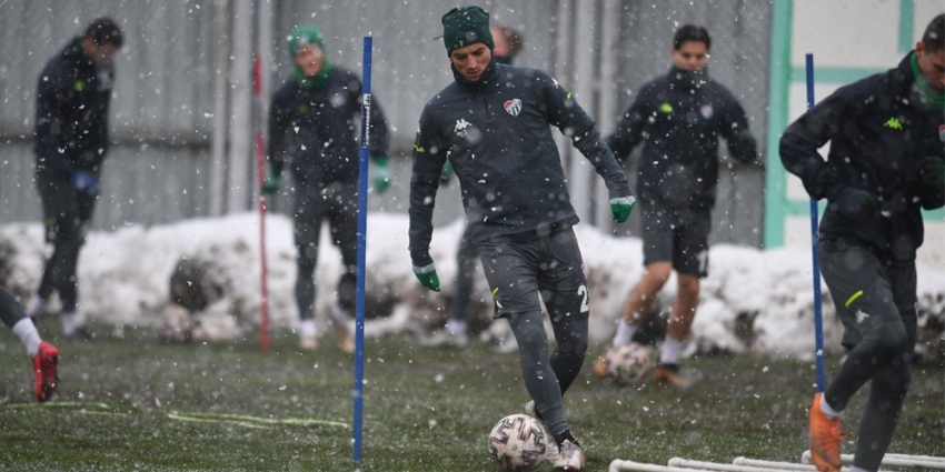 Bursaspor’da hazırlıklar sürüyor 