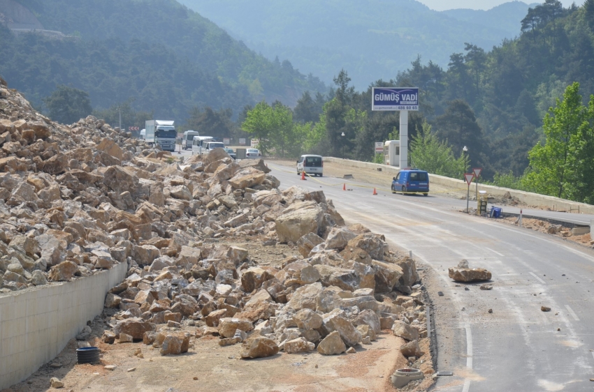 Bursa Orhaneli Yolu başka bahara...