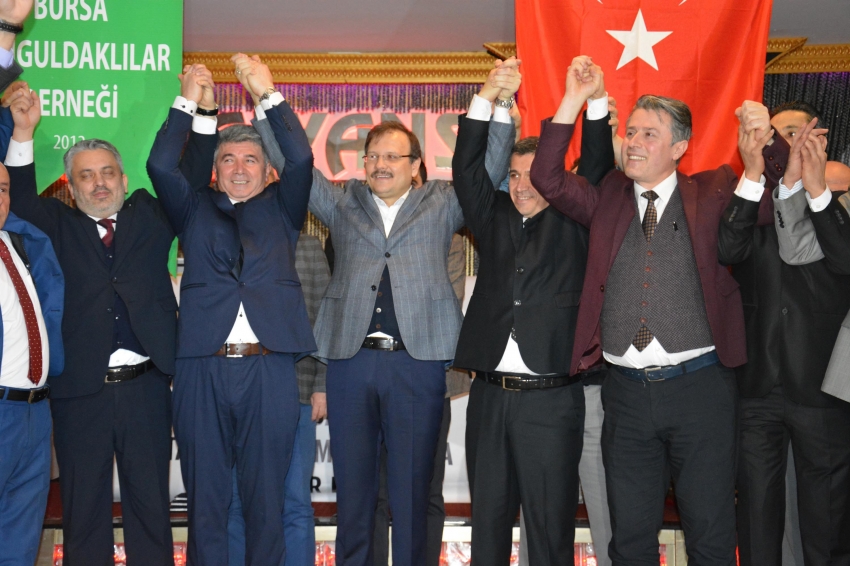 “Mehmetçiğimiz gürül gürül gidiyor” 