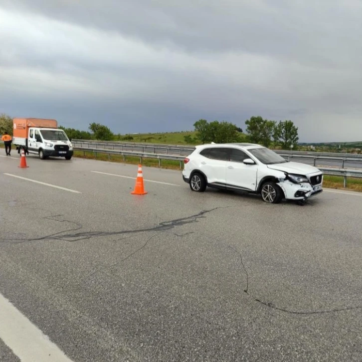 Babaeski’de maddi hasarlı trafik kazası
