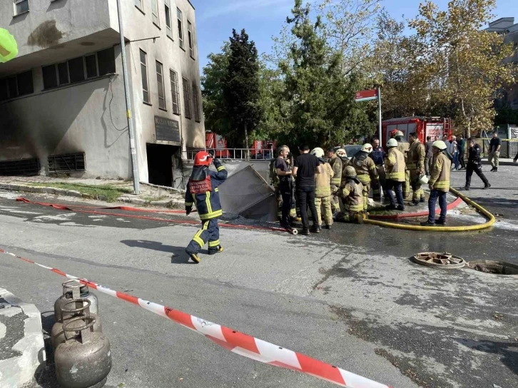 Bağcılar’da bir hurdacıda patlama meydana geldi: 5 yaralı
