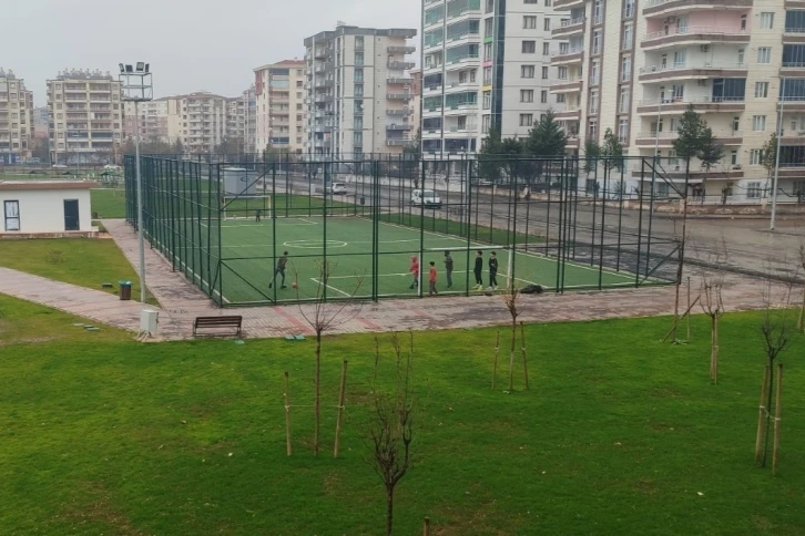 Bağlar’da atıl durumdaki arsa parka dönüştürüldü
