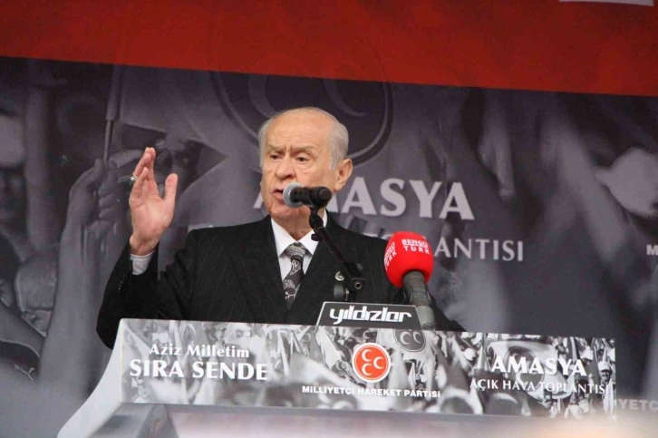 Bahçeli: "Erdoğan’ın adaylığı hukuki ve ahlakidir"
