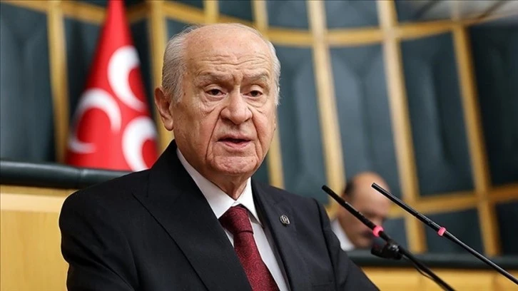 Bahçeli: Yaşanan bu krizi Türk sporu için bir fırsata çevirmek mümkün