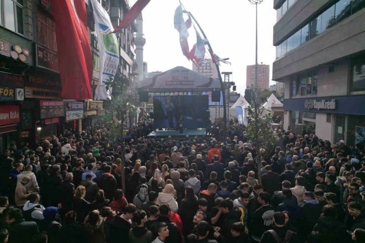 Bahçelievler Belediyesi yerli üretim olan "Cumhuriyet" isimli elektrikli tramvayı hizmete açtı
