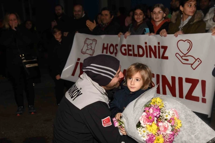 BAK Kadıköy görevini tamamlayarak afet bölgesinden döndü
