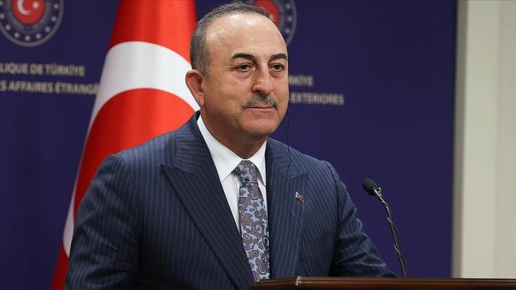 Bakan Çavuşoğlu'ndan helikopter kazası nedeniyle Ukrayna'ya taziye mesajı