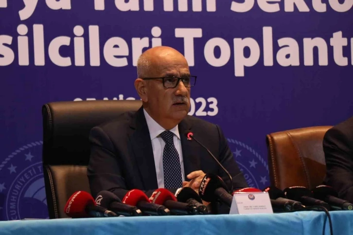 Bakan Kirişçi: "Son düzenlemeyle orman yangınlarında hayatını kaybeden 105 vatandaşımıza şehitlik unvanı verilmiş olacak"
