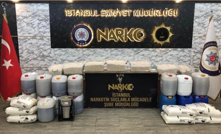 İstanbul'da yarım ton metamfetamin, 169 kilo da katkı malzemesi yakalandı!