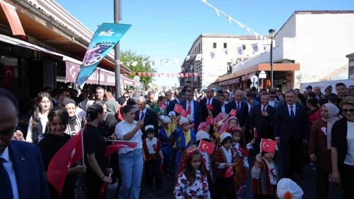 Bakan Tekin: "Eğitim-öğretim sistemimiz daha başarılı olur diyerek BİZ projesini başlattık"
