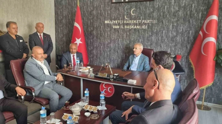 Bakan Uraloğlu’ndan MHP’ye ziyaret
