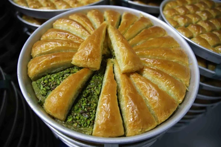 Baklavacıların bayram yoğunluğu başladı
