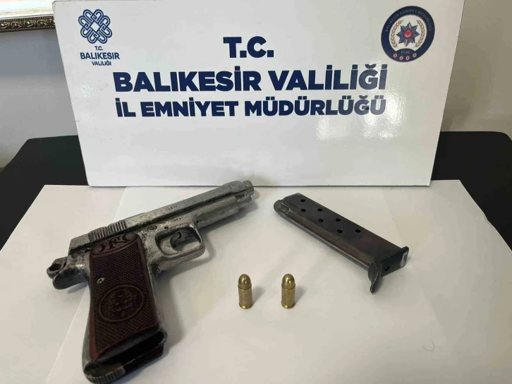 Balıkesir’de 29 şüpheli şahsa operasyon