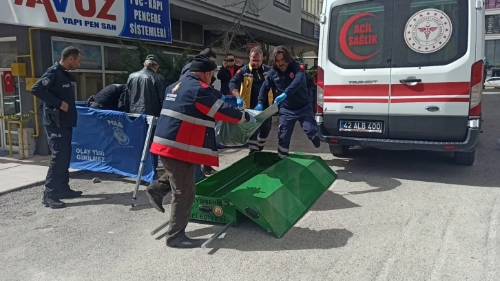 Balkondan düşen yaşlı kadın hayatını kaybetti
