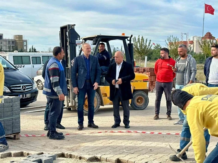 Başkan Atabay, Cumhuriyet Mahallesi’ndeki çalışmaları denetledi
