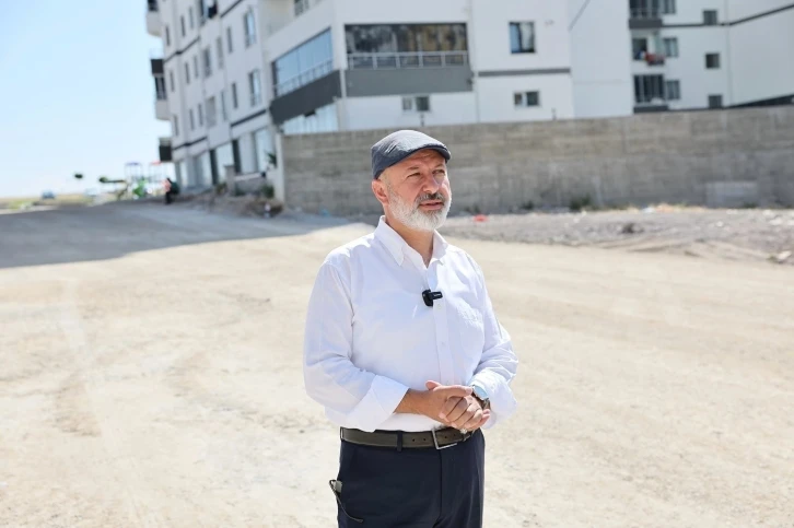 Başkan Çolakbayrakdar, “Hemşehrilerimize daha nitelikli bir yaşam için çalışıyoruz”
