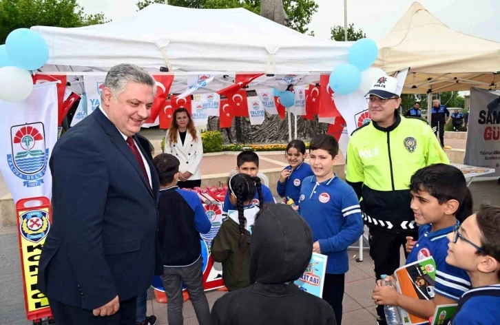 Başkan Gürel, Trafik Haftasını çocuklarla kutladı
