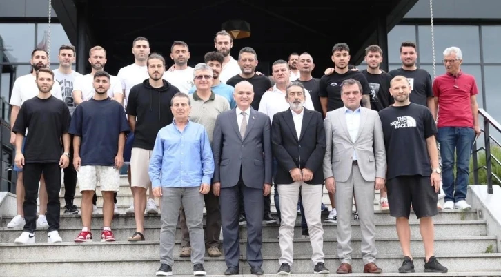 Başkan Özlü’den Düzcespor’a destek
