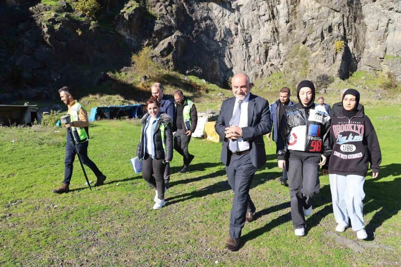 Başkan Sandıkçı: "Geleceğimizi güçlü kılmanın yolu donanımlı nesilleri toplumumuza kazandırmak"
