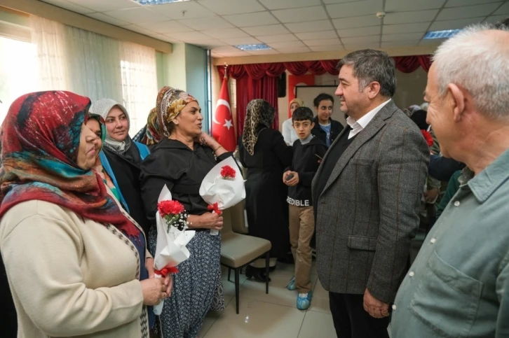 Başkan Şenlikoğlu’ndan Kadınlar Günü’nde anlamlı ziyaret
