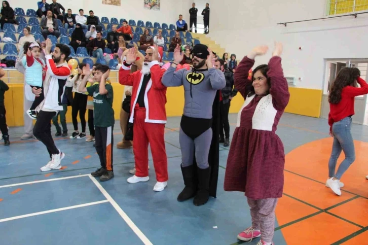 Batman’da depremzede çocuklar moral buldu