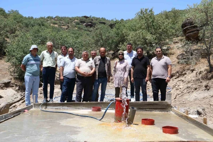 Battalmustafa’da yeni sondaj açıldı, yeterli suya ulaşıldı
