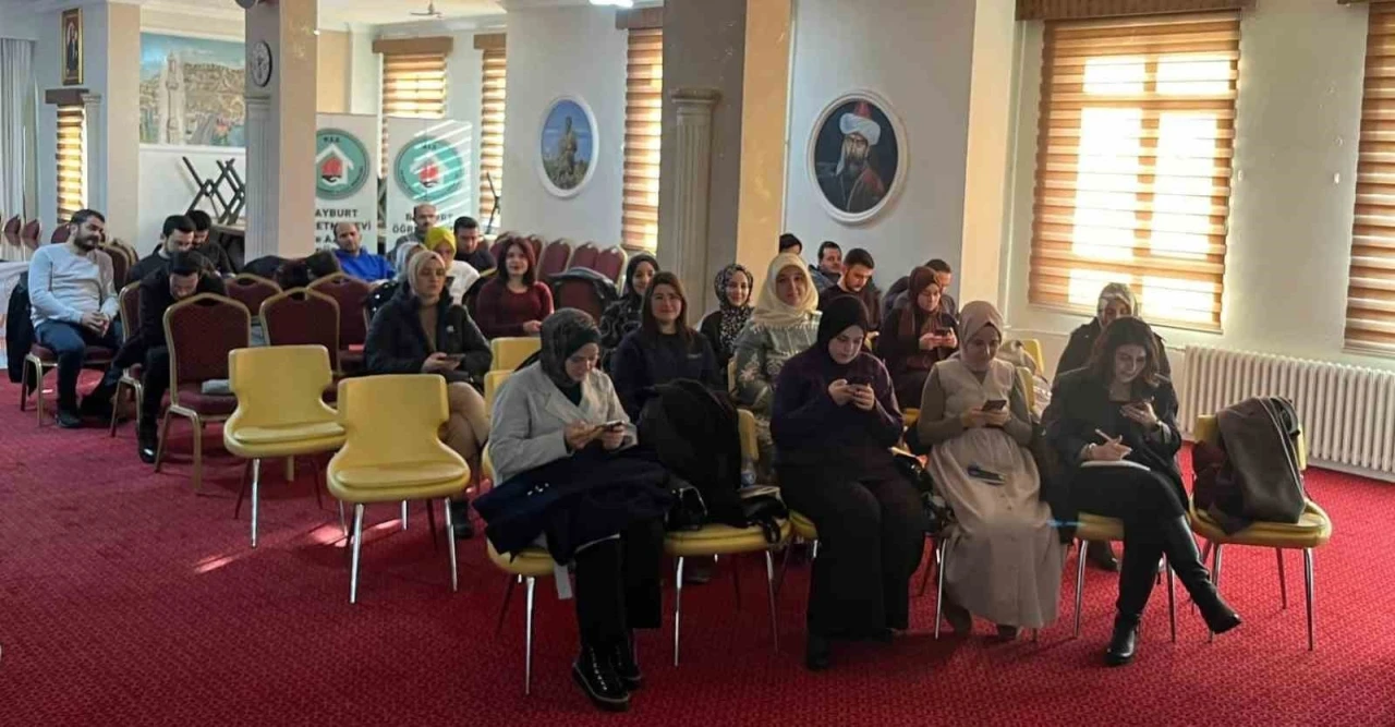 Bayburt Öğretmen Akademisi proje yazma eğitimi başladı
