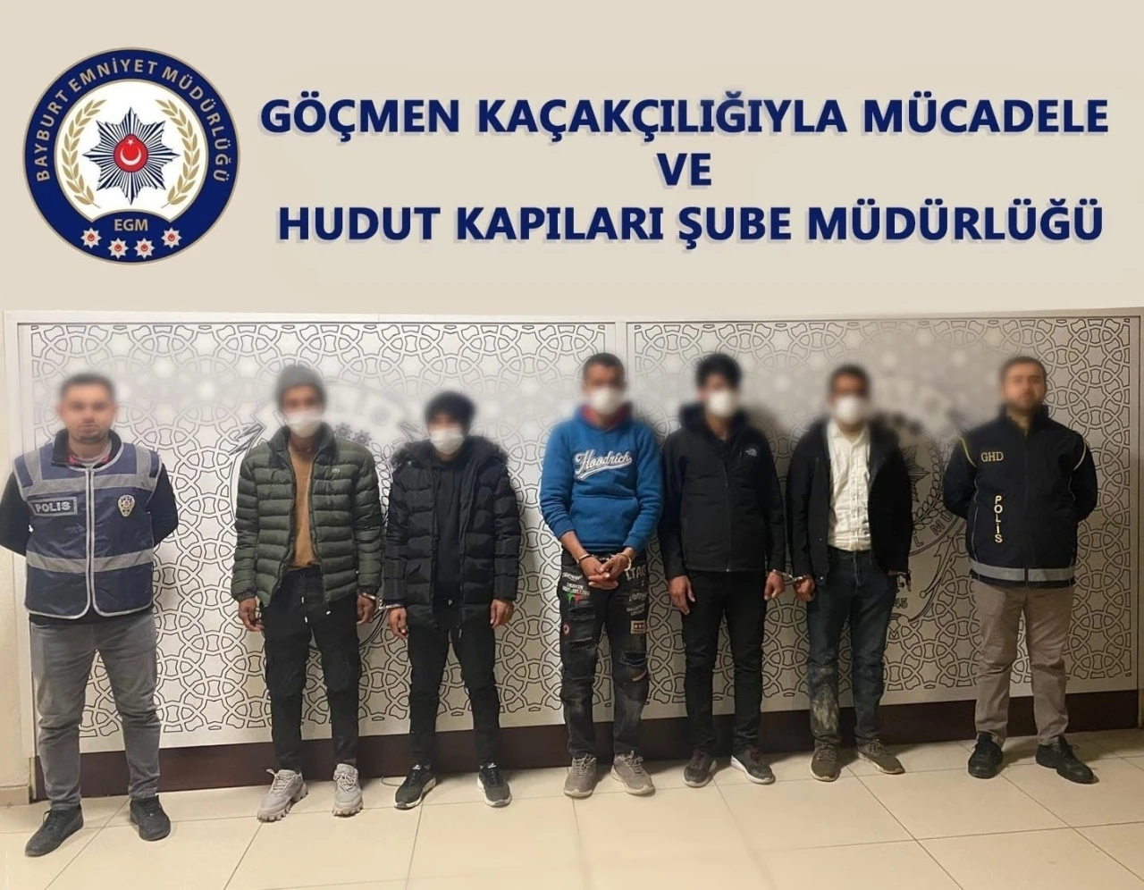 Bayburt’ta 11 düzensiz göçmenle birlikte 6 organizatör yakalandı
