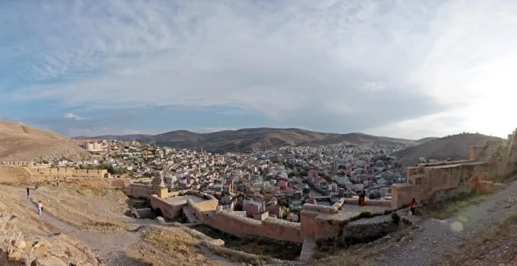 Bayburt’ta Kasım genel ticaret sistemine göre ihracat 16 bin dolar, ithalat  4 bin dolar olarak gerçekleşti
