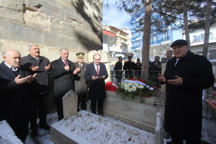 Bayburt’un düşman işgalinden kurtuluşunun 105. yılı dualarla kutlandı
