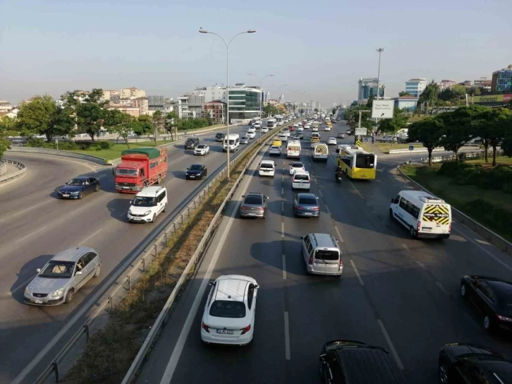 Bayram tatili sonrası İstanbul’da trafik yoğunluğu
