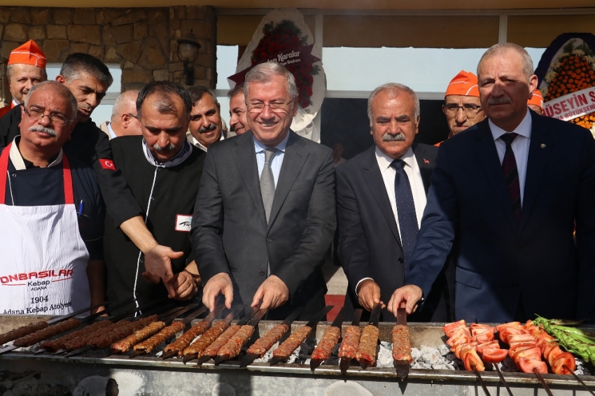 Kebabını öğrenmek için Adana’ya geldiler