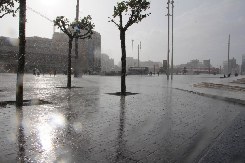 Meteorolojiden sağanak yağış uyarısı