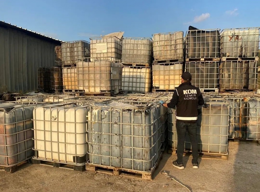 İzmir’de 109 bin 500 litre kaçak akaryakıt ele geçirildi